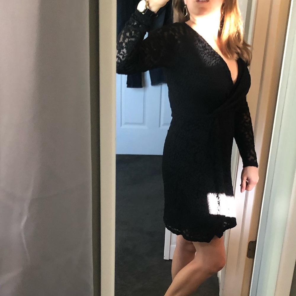 Black Lace Abercrombie XS Long-sleeved Dress